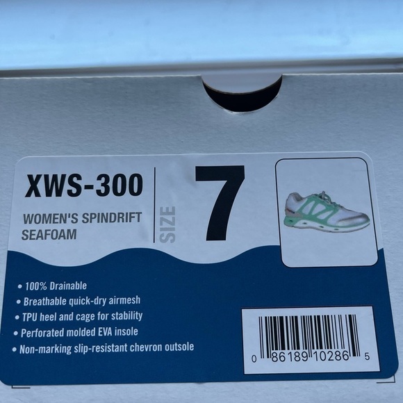 NEW XTRATUF White and Green Contrast Mesh Spindrift Seafoam Water Sneakers US 7 - Picture 9 of 9